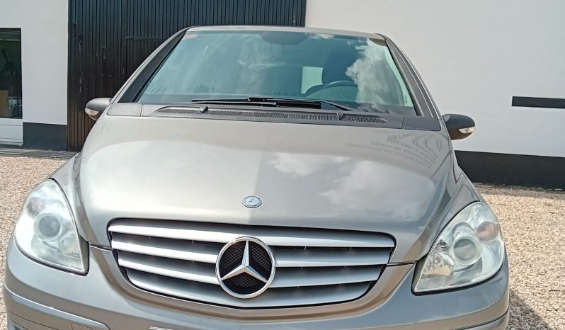 
Mercedes B full									