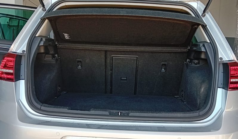 
Volkswagen golf serie R full									