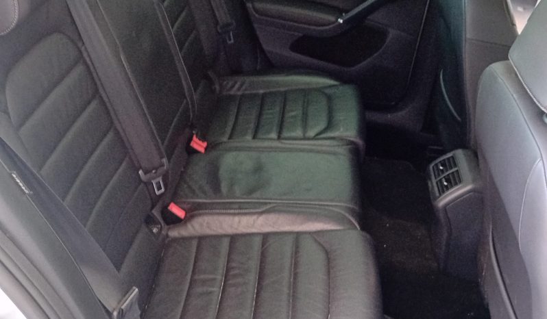 
Volkswagen golf serie R full									