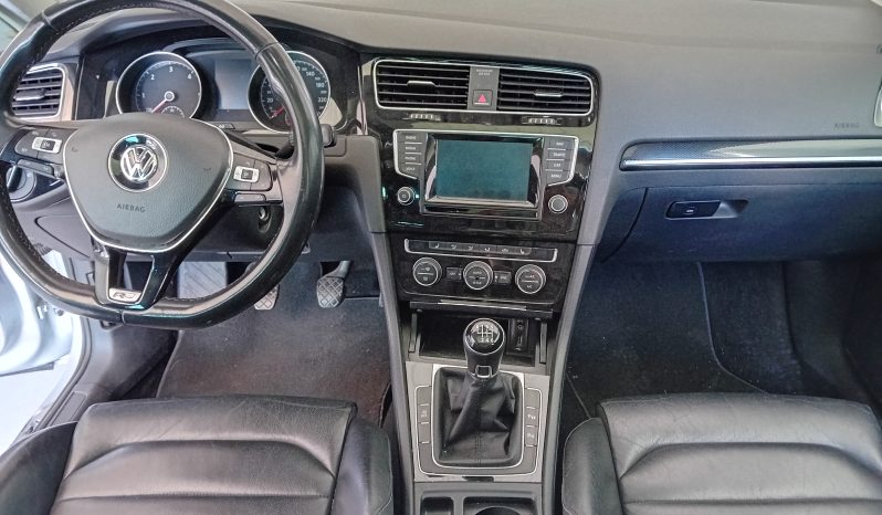 
Volkswagen golf serie R full									