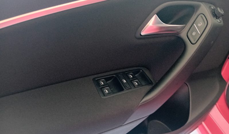 
Volkswagen Polo full									