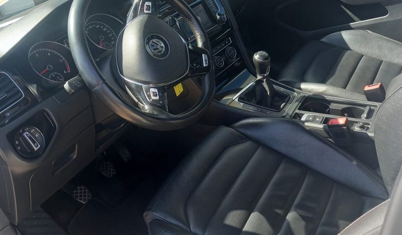 
Volkswagen golf serie R full									