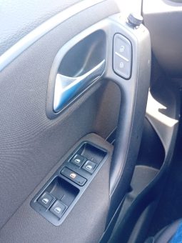 
Volkswagen golf serie R full									