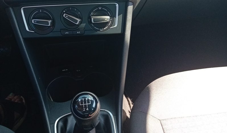 
Volkswagen Polo full									