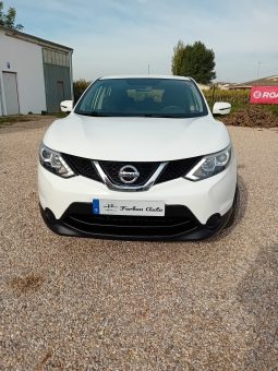 
nissan qashqai 4×4 full									