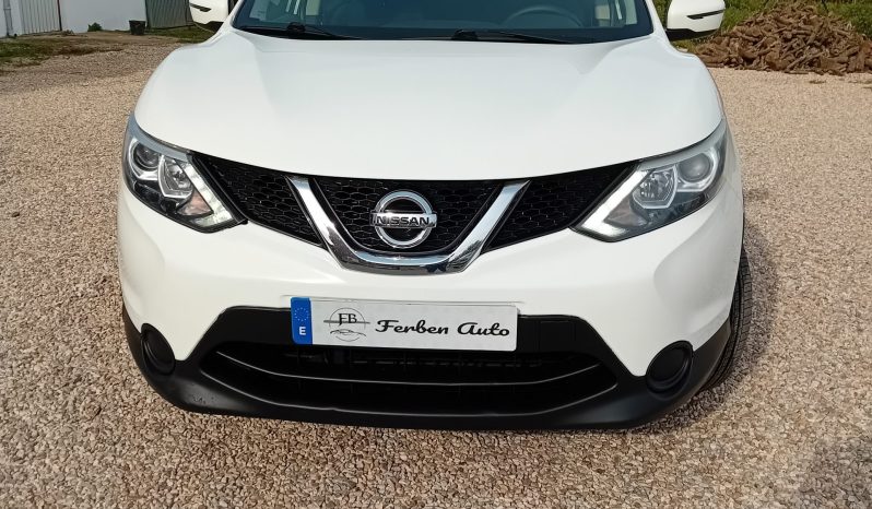 
nissan qashqai 4×4 full									