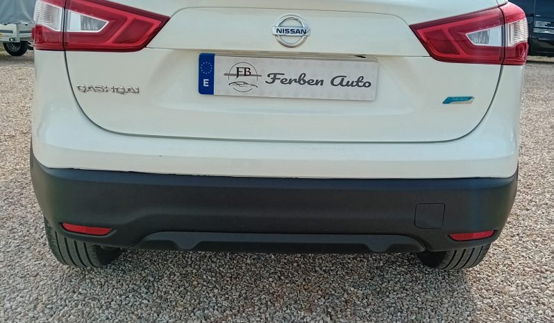 
nissan qashqai 4×4 full									