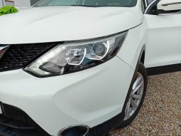 
nissan qashqai 4×4 full									