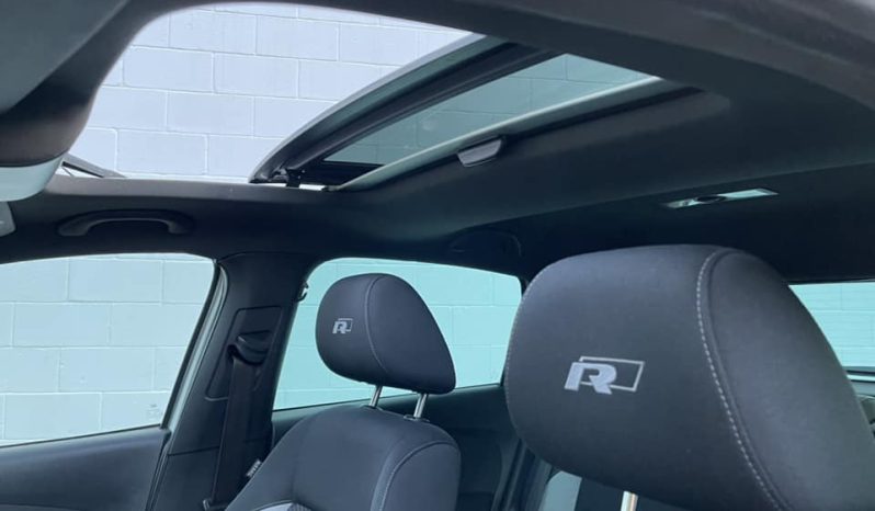 
Volkswagen golf serie R full									