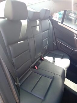 
MERCEDES E220 full									