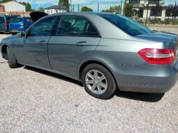 
MERCEDES E220 full									