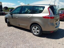 
RENAULT SCENIC full									
