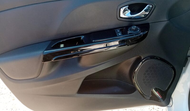 
RENAULT CLIO ST 1.5DCI ECO2 full									