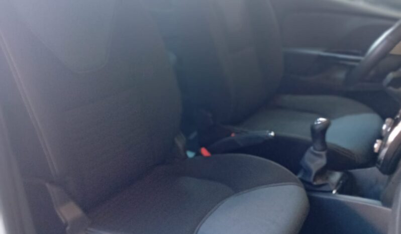 
RENAULT CLIO ST 1.5DCI ECO2 full									